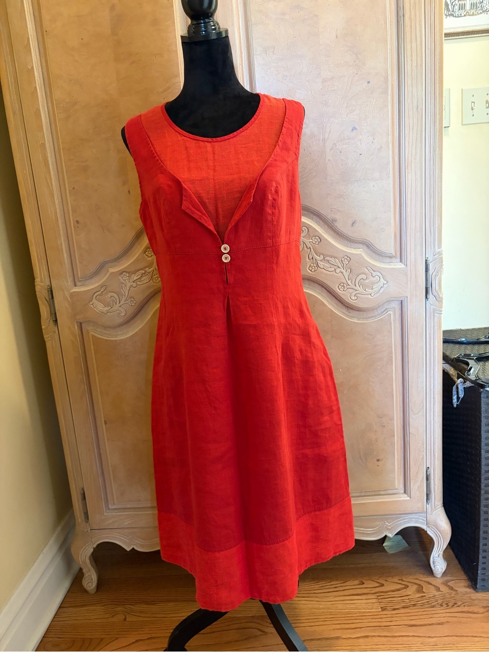 Sleeveless Red Linen Midi Dress with Button Accents